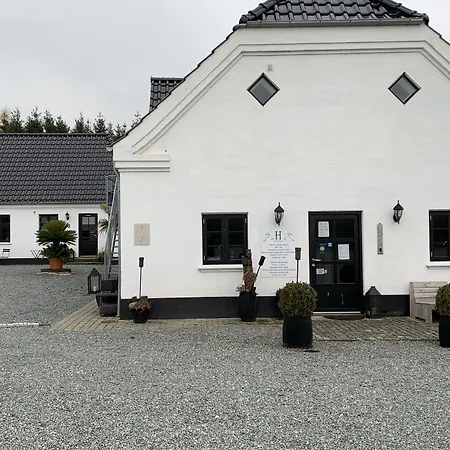 Bed & Breakfast Hedegaarden 3*