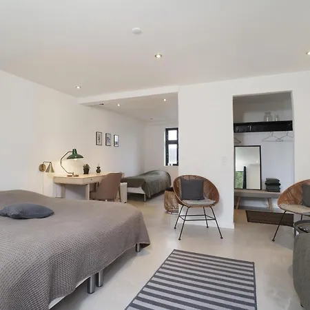 Hedegaarden Bed & Breakfast 3*